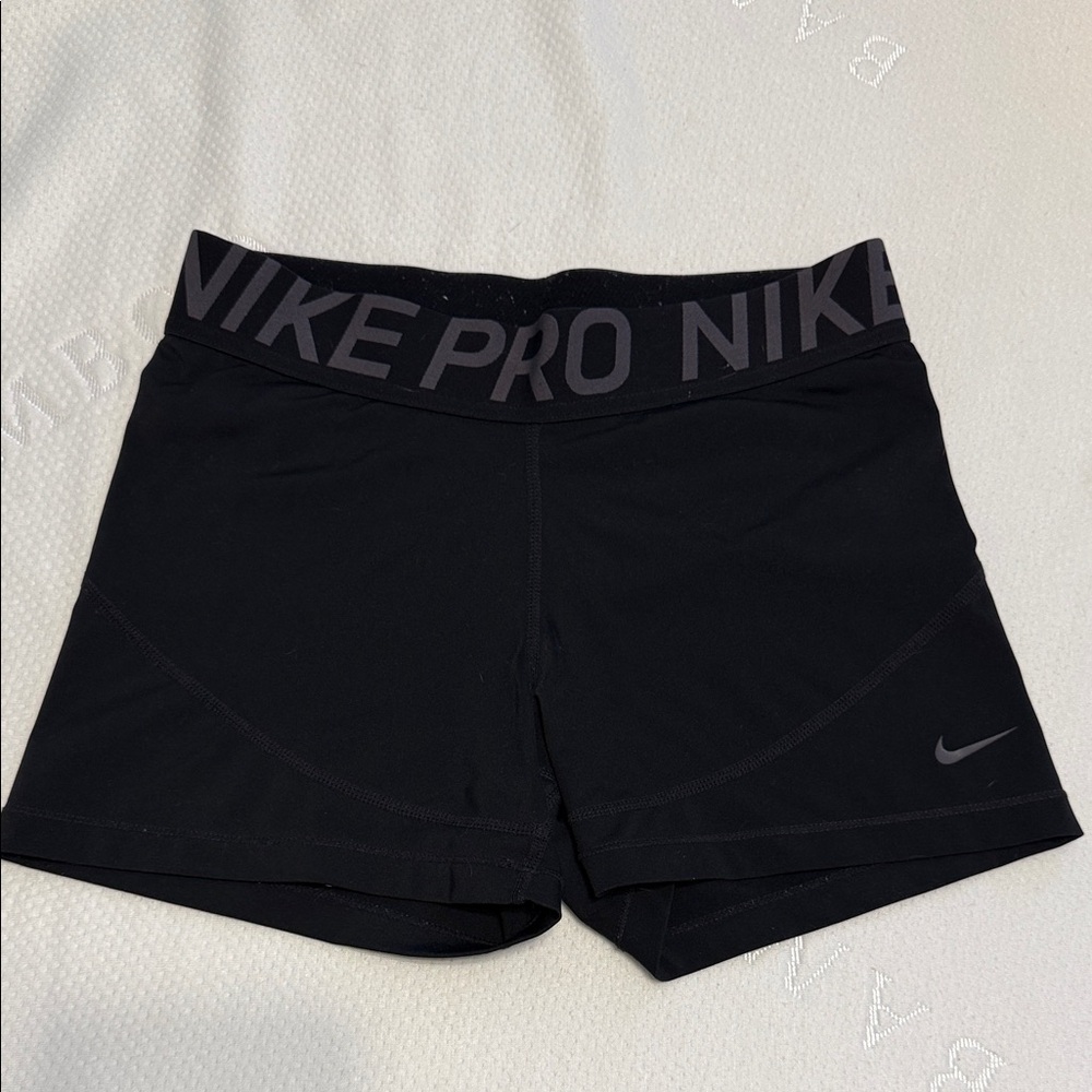 Nike Pro Women's Athletic Black Shorts
